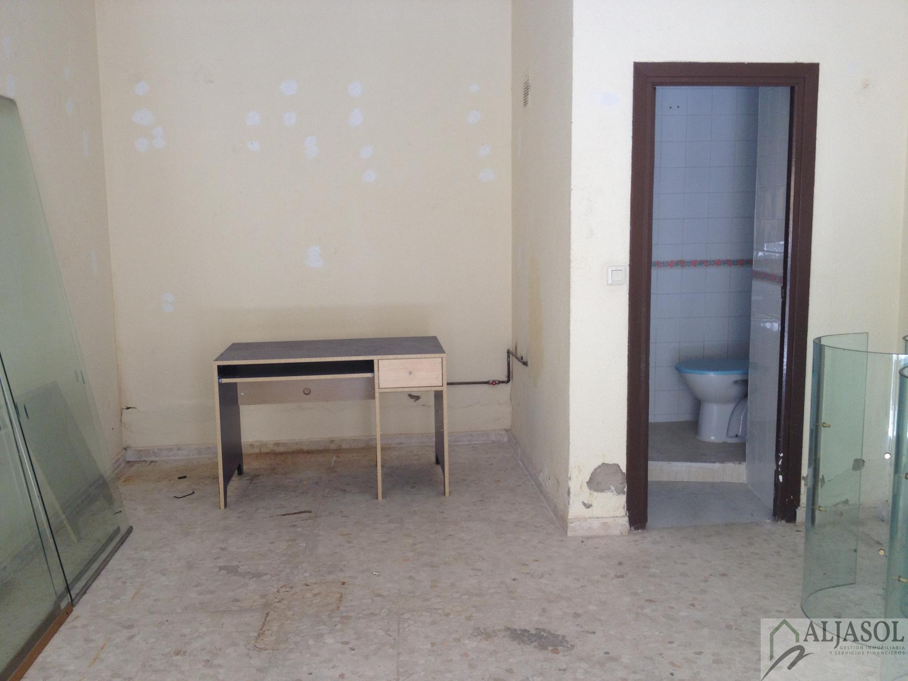 For rent of commercial in Bormujos