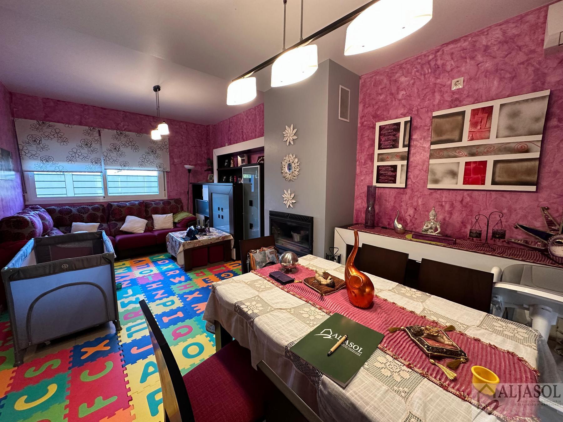 Venta de casa en Benacazón