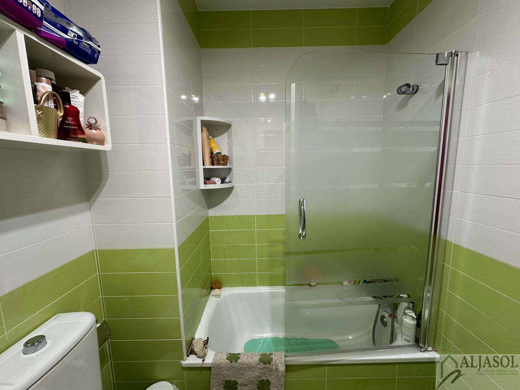 Venta de casa en Benacazón