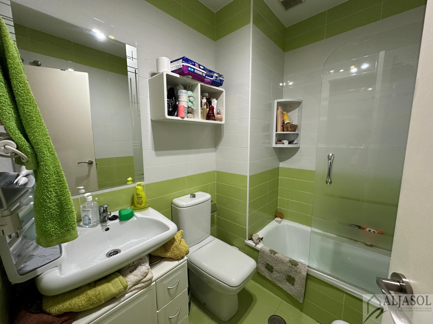 Venta de casa en Benacazón