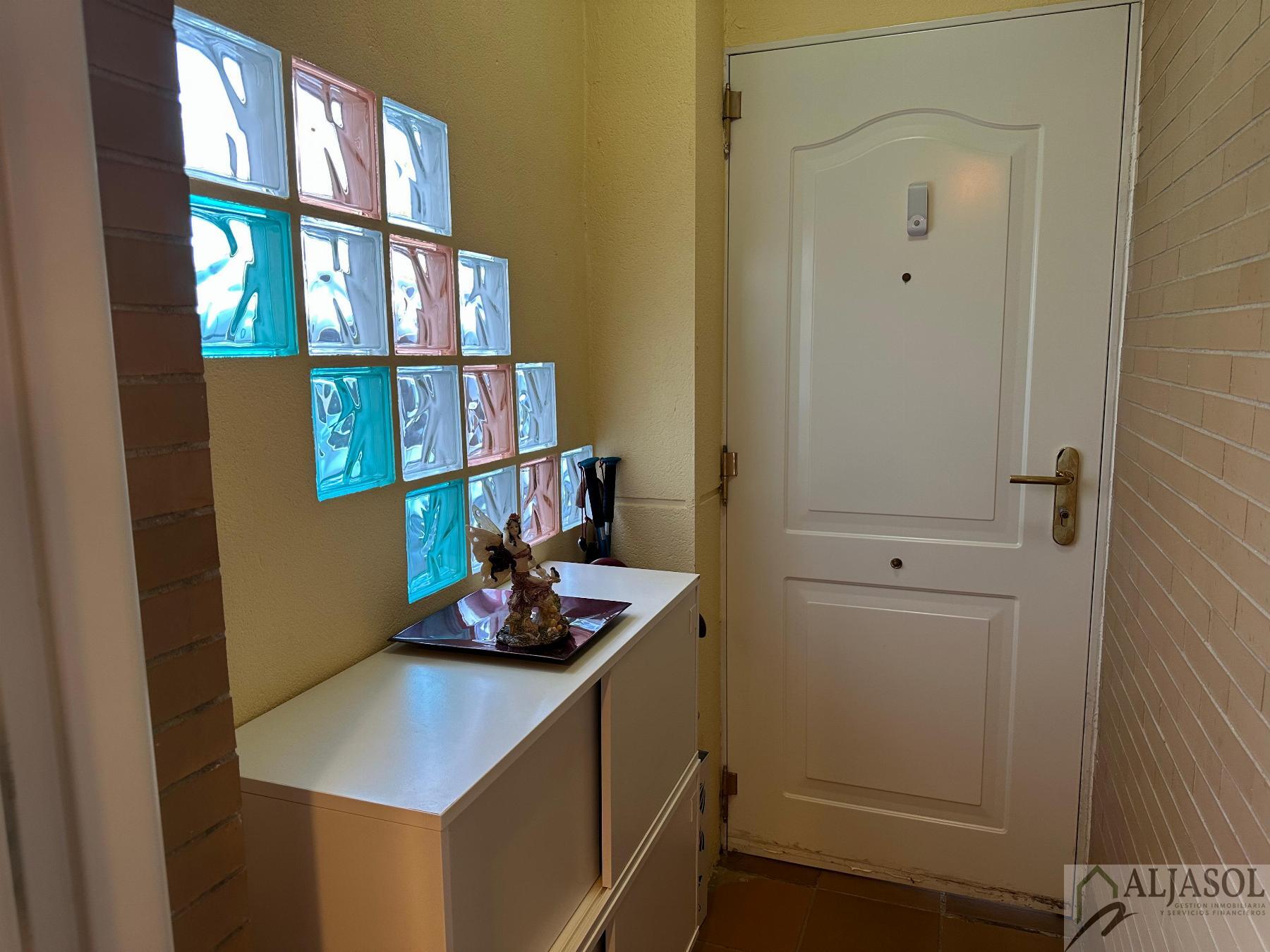 Venta de casa en Benacazón