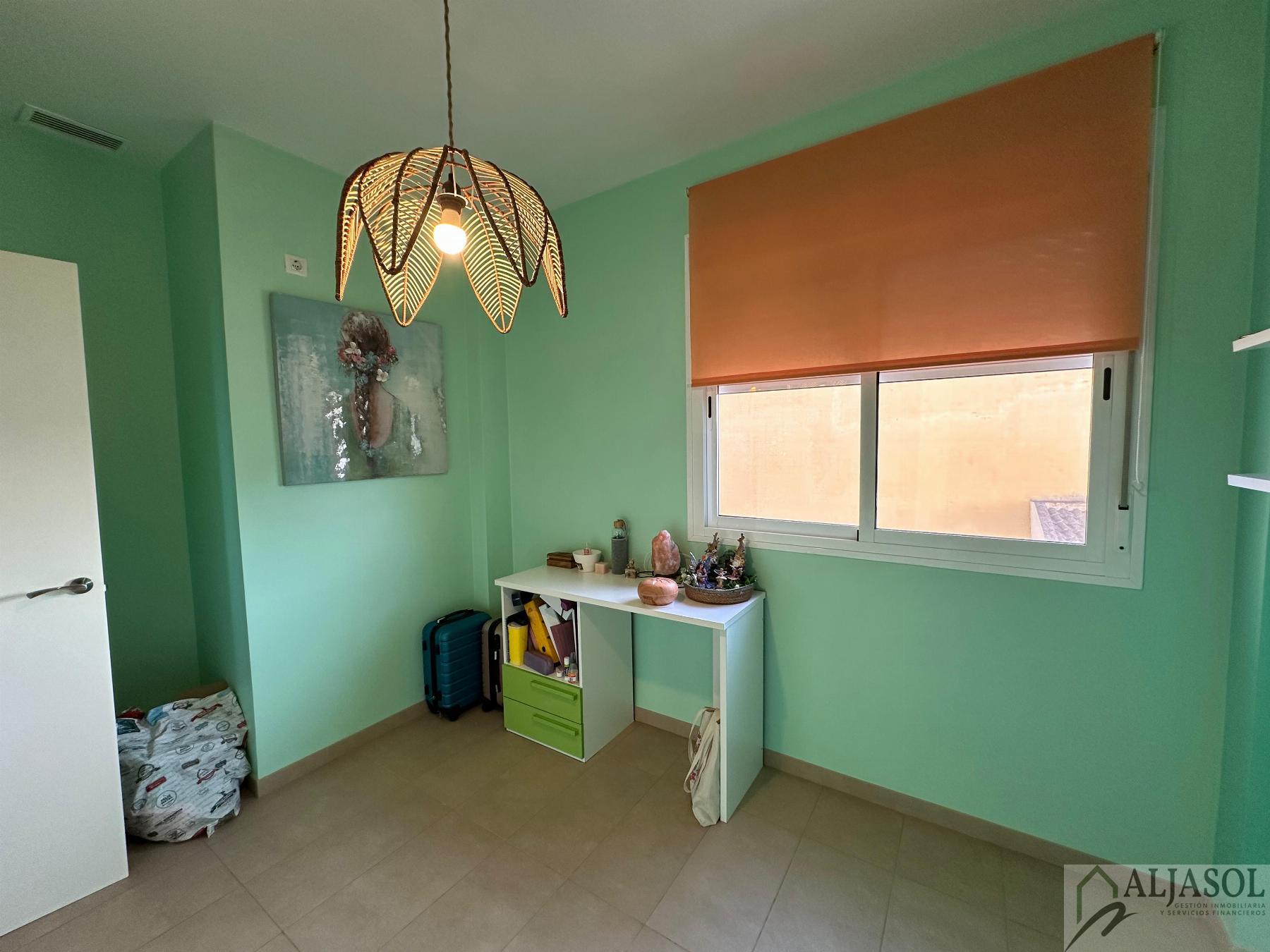 Venta de casa en Benacazón