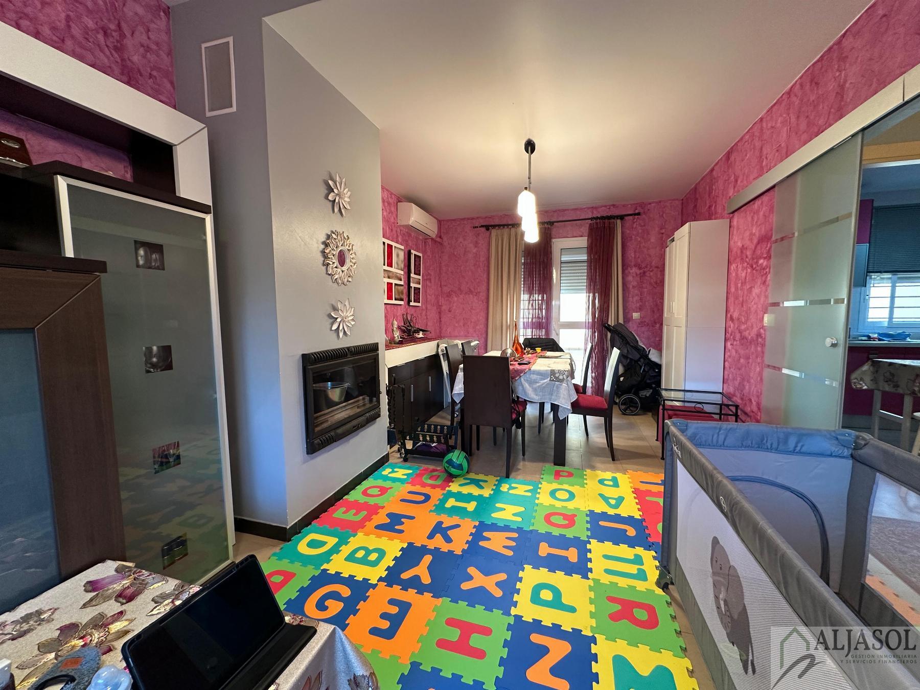 Venta de casa en Benacazón