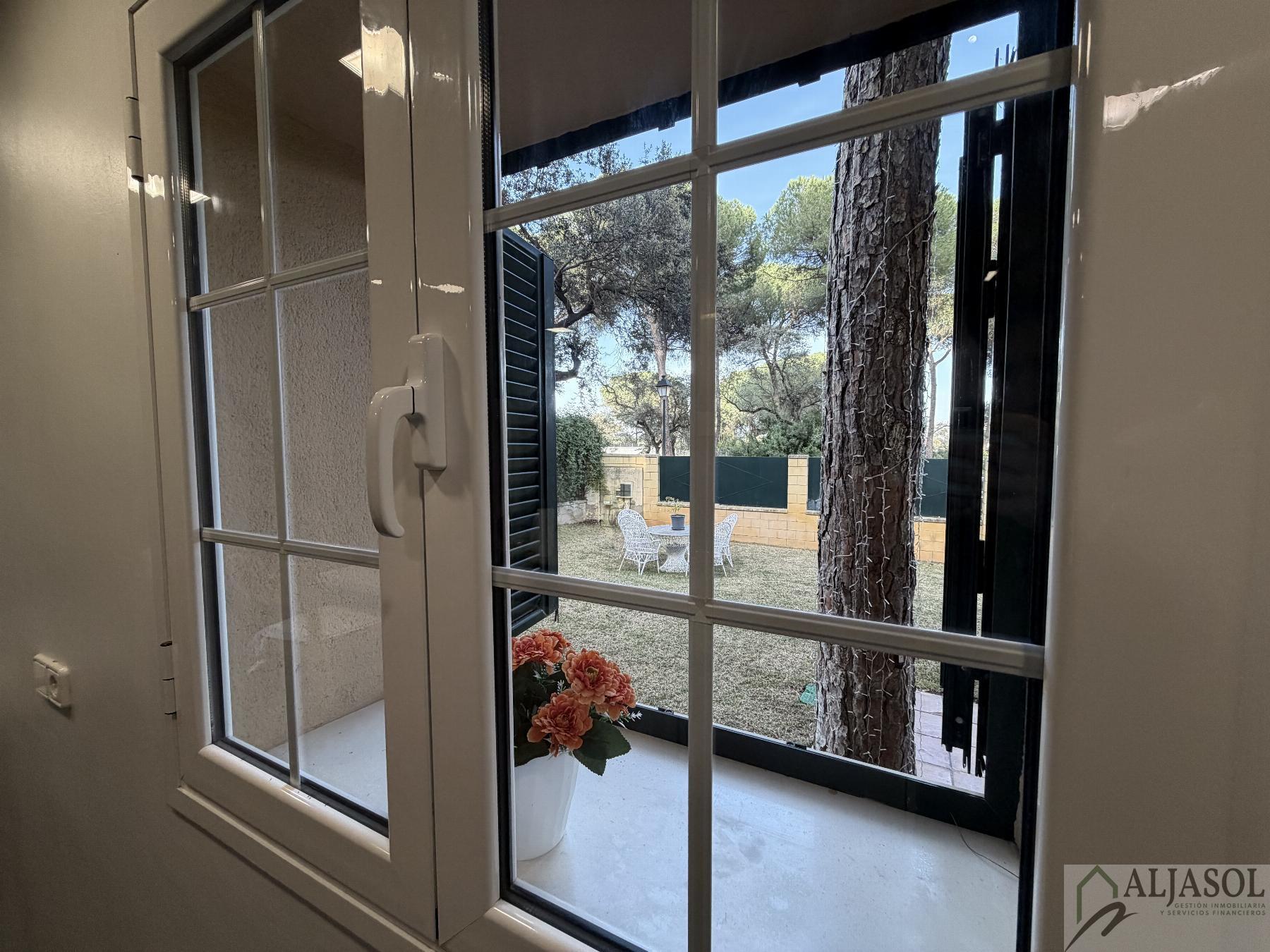 Alquiler de chalet en Bollullos de la Mitación