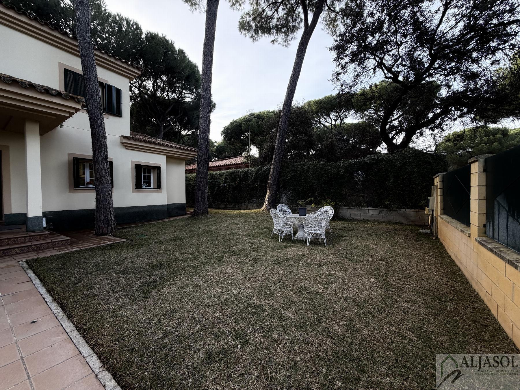 Alquiler de chalet en Bollullos de la Mitación