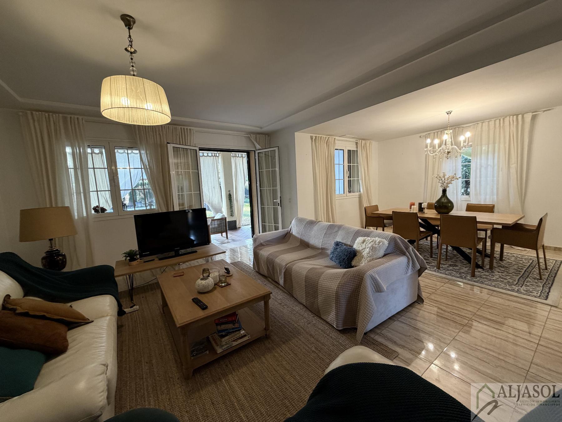 Alquiler de chalet en Bollullos de la Mitación