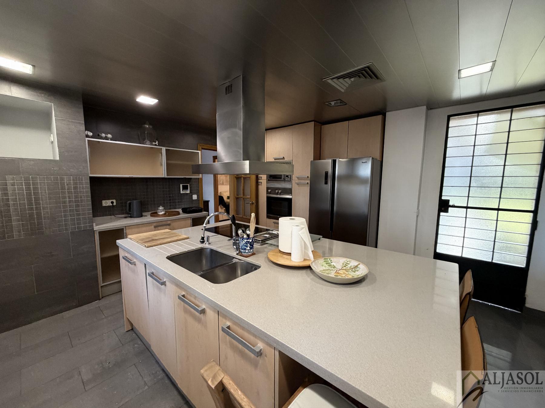 Alquiler de chalet en Bollullos de la Mitación