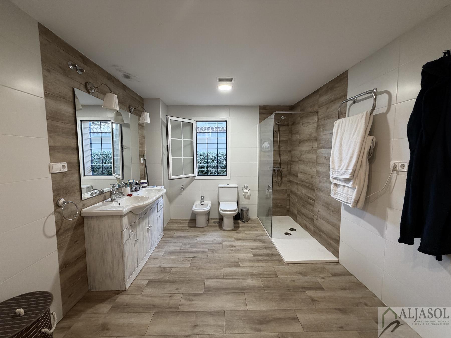 Alquiler de chalet en Bollullos de la Mitación