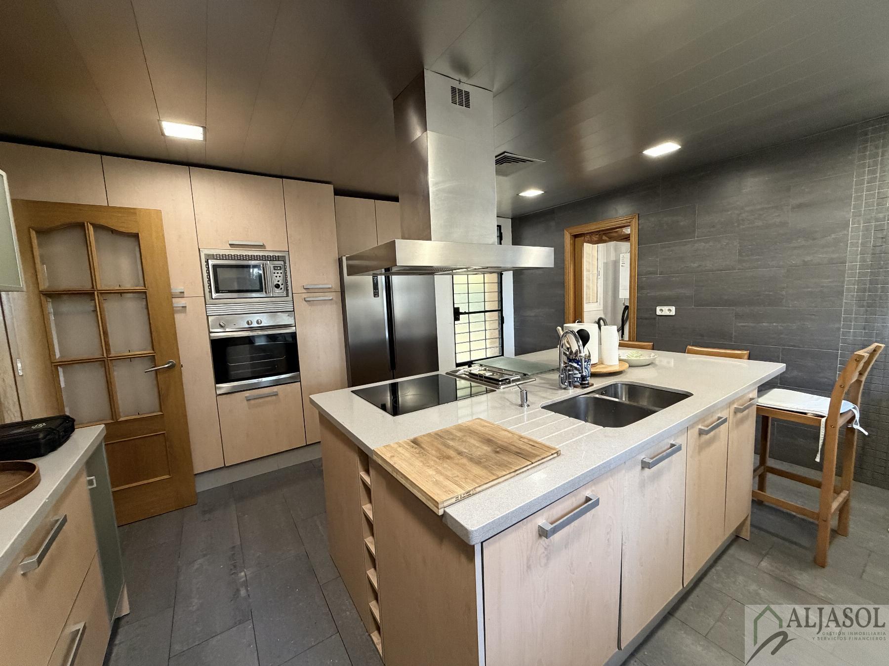 Alquiler de chalet en Bollullos de la Mitación