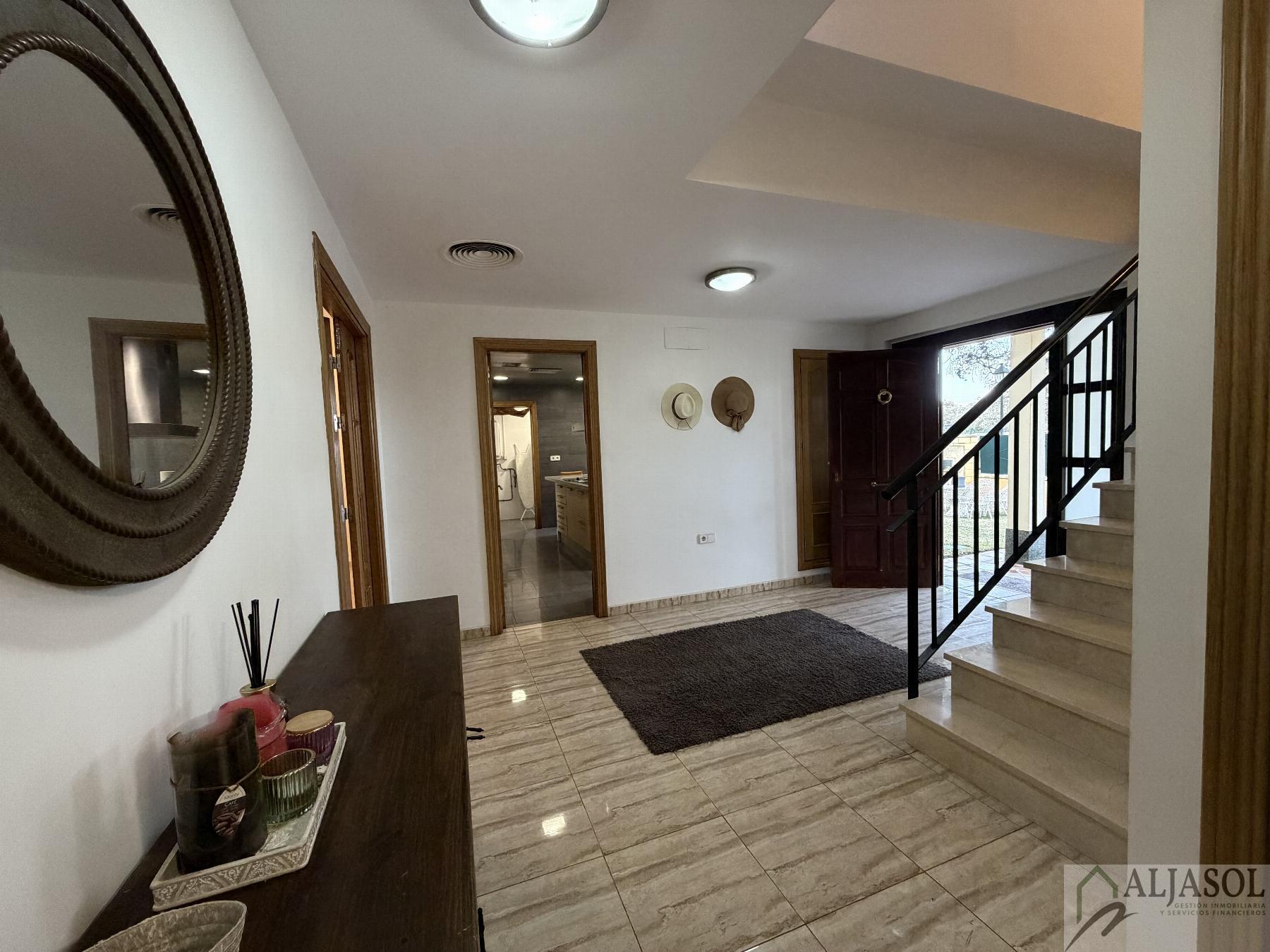 Alquiler de chalet en Bollullos de la Mitación