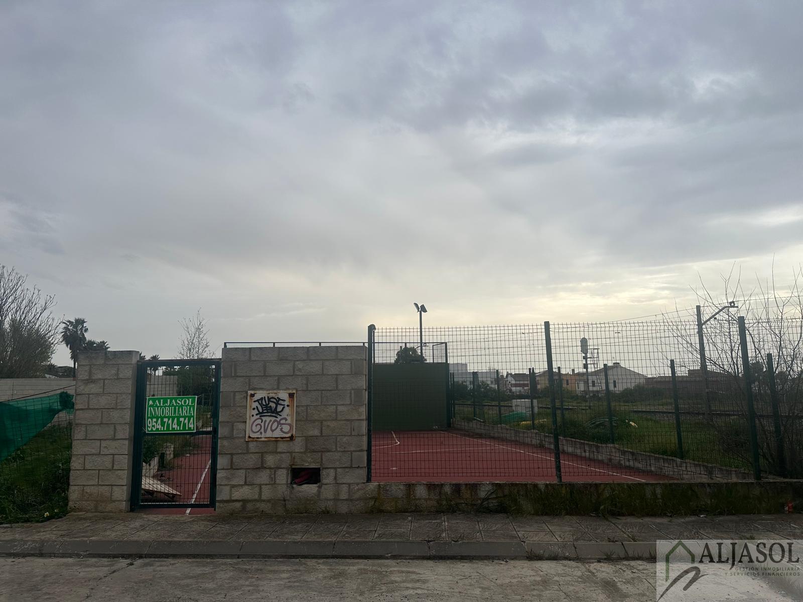 Venta de terreno en Sanlúcar la Mayor