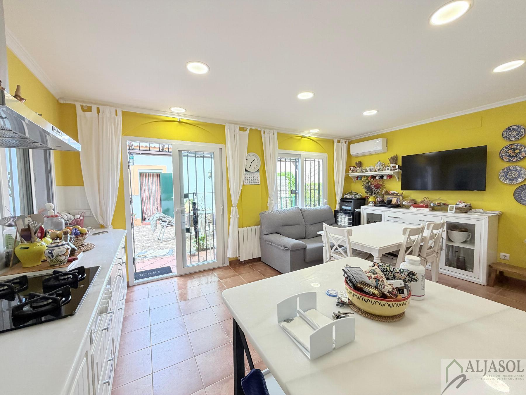 Venta de chalet en Bollullos de la Mitación