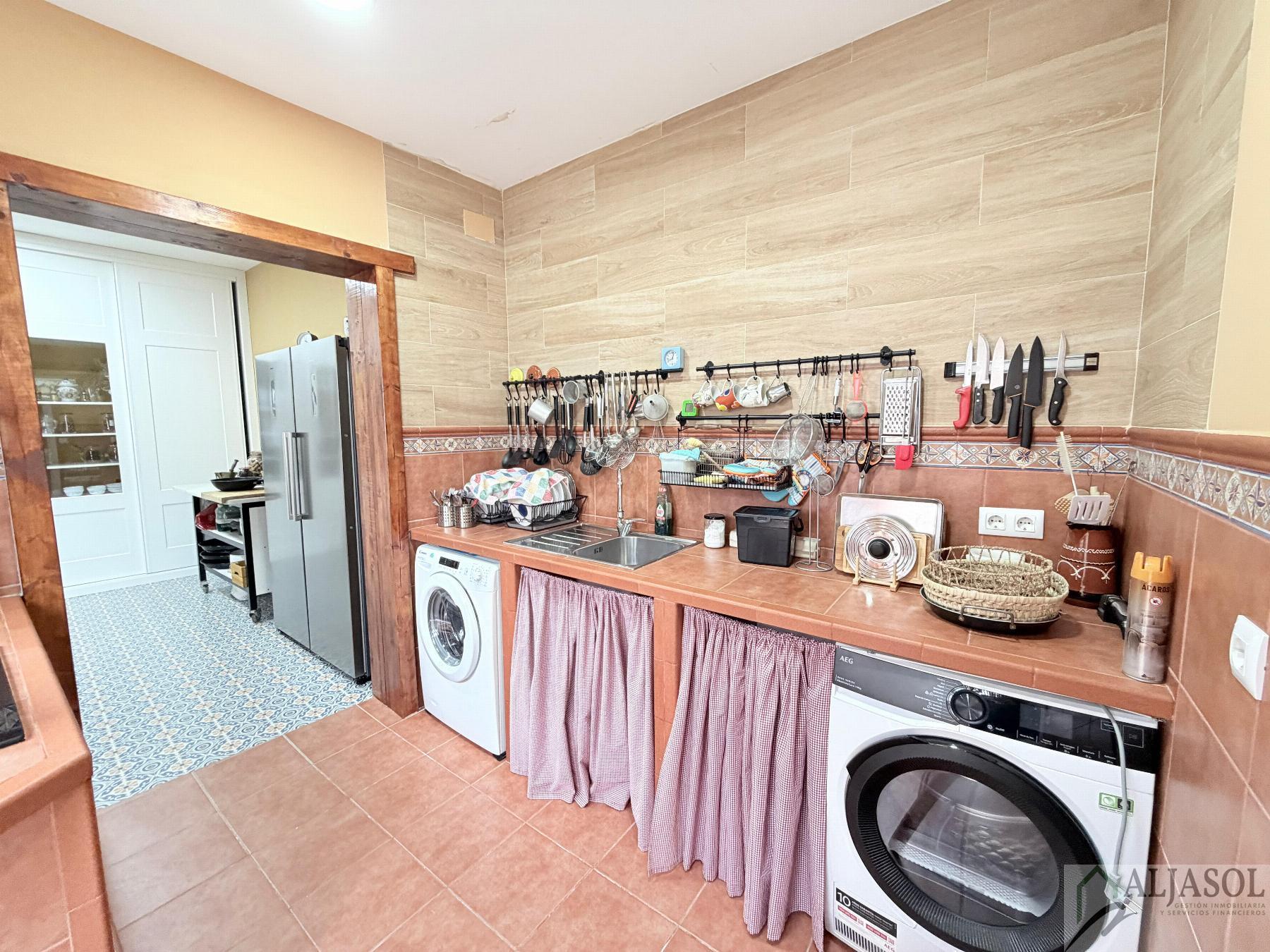 Venta de chalet en Bollullos de la Mitación