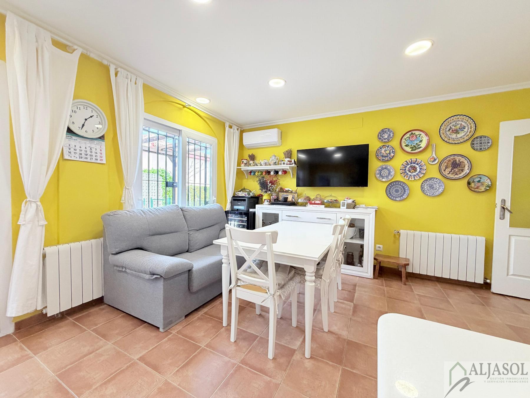 Venta de chalet en Bollullos de la Mitación