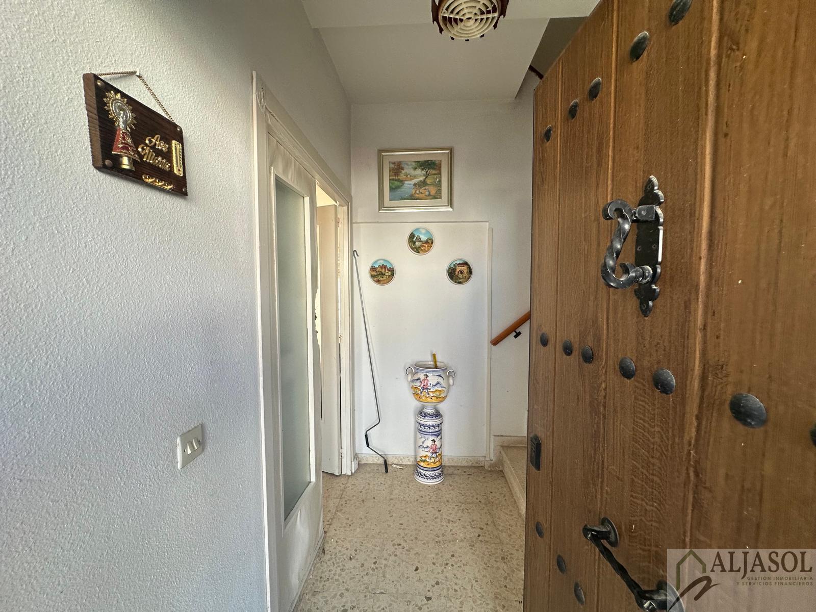 Venta de casa en Sanlúcar la Mayor