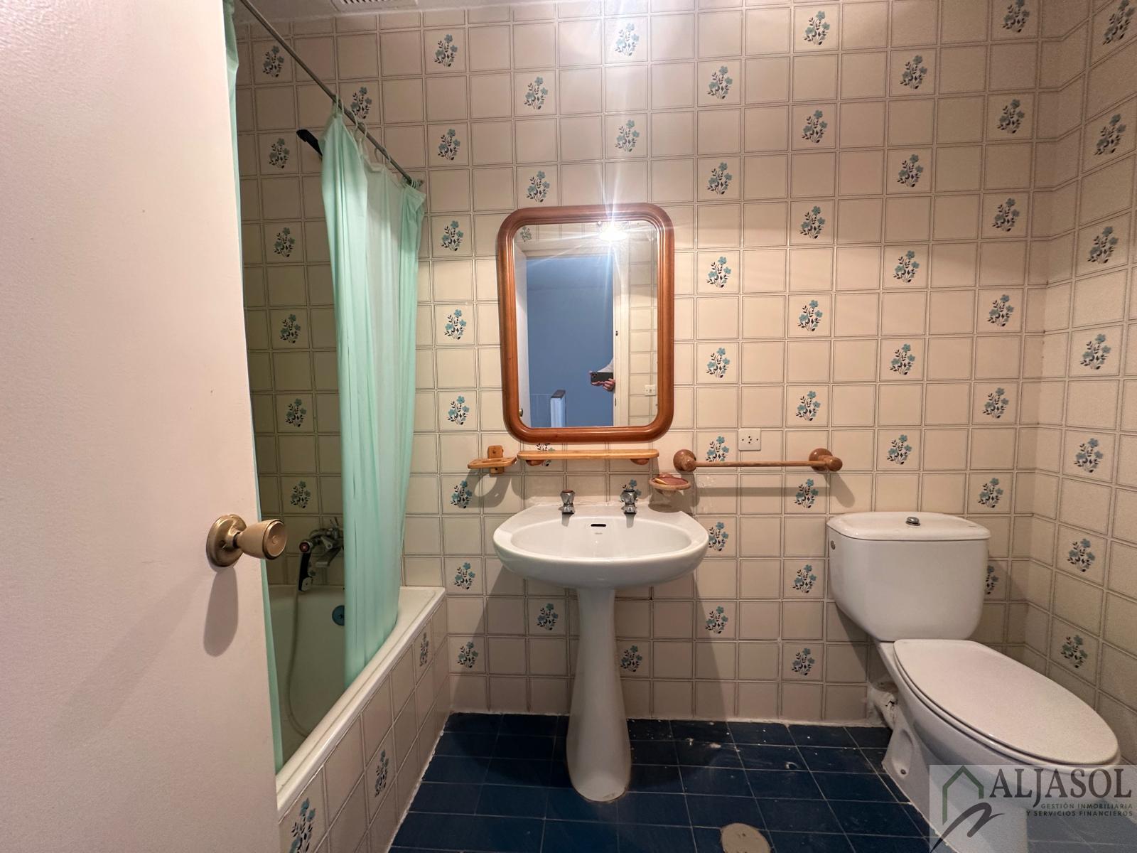 Venta de casa en Sanlúcar la Mayor