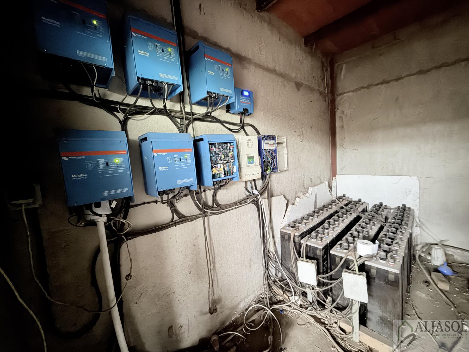 Venta de finca rústica en Fuentes de León