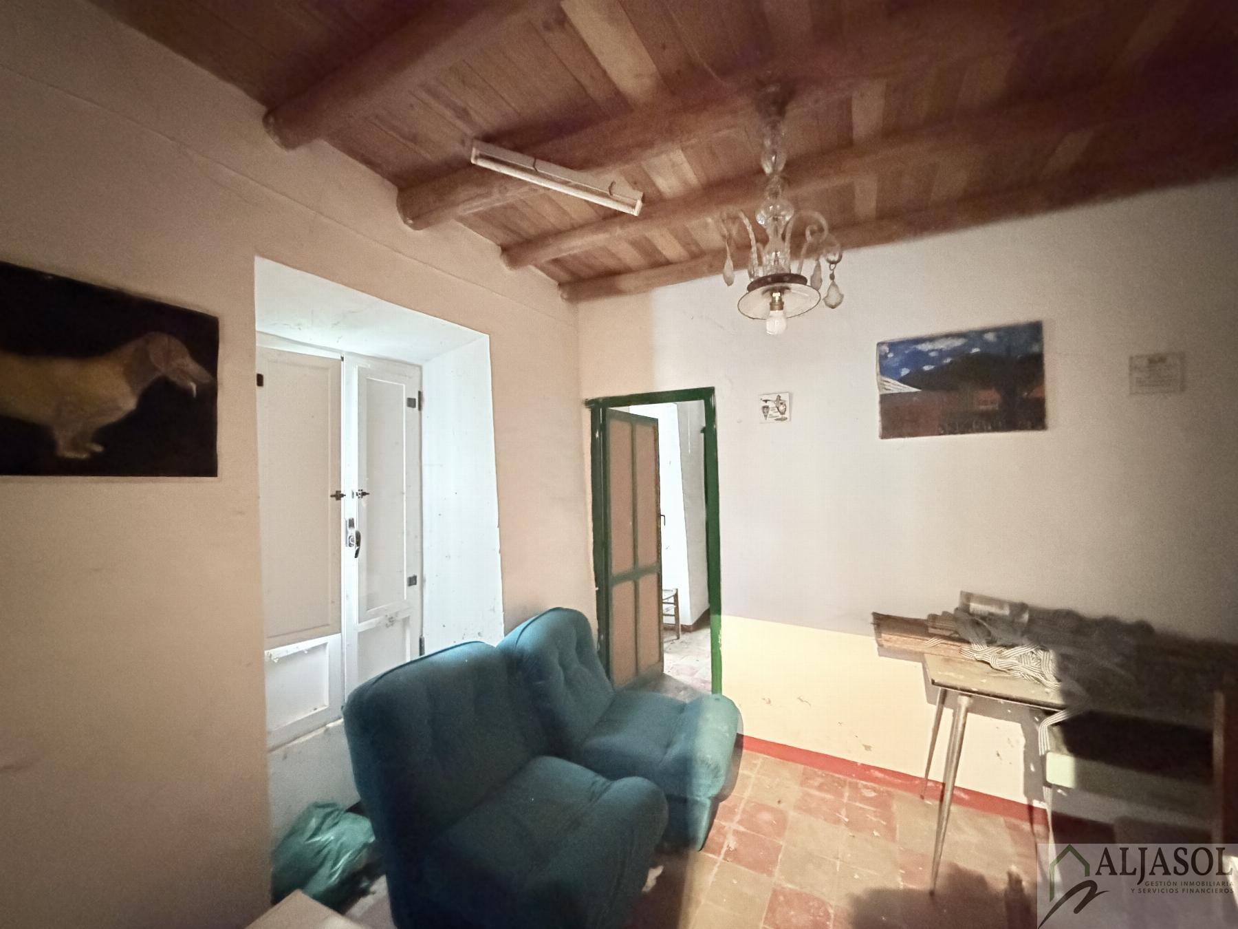 Venta de finca rústica en Fuentes de León