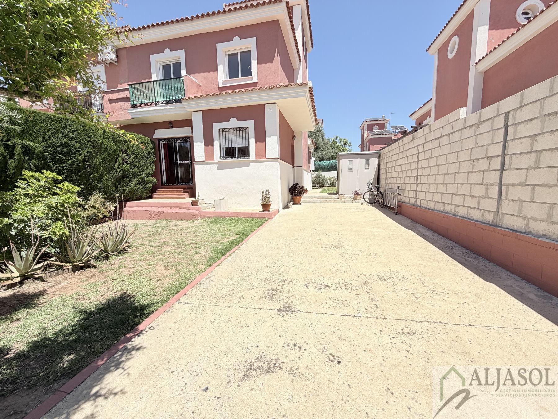 Venta de casa en Salteras