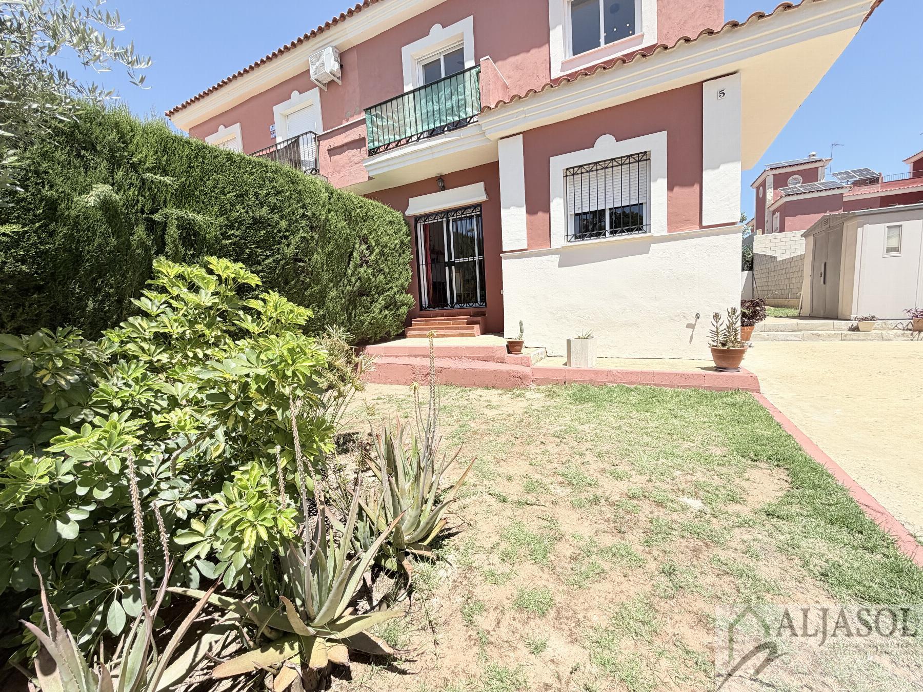 Venta de casa en Salteras