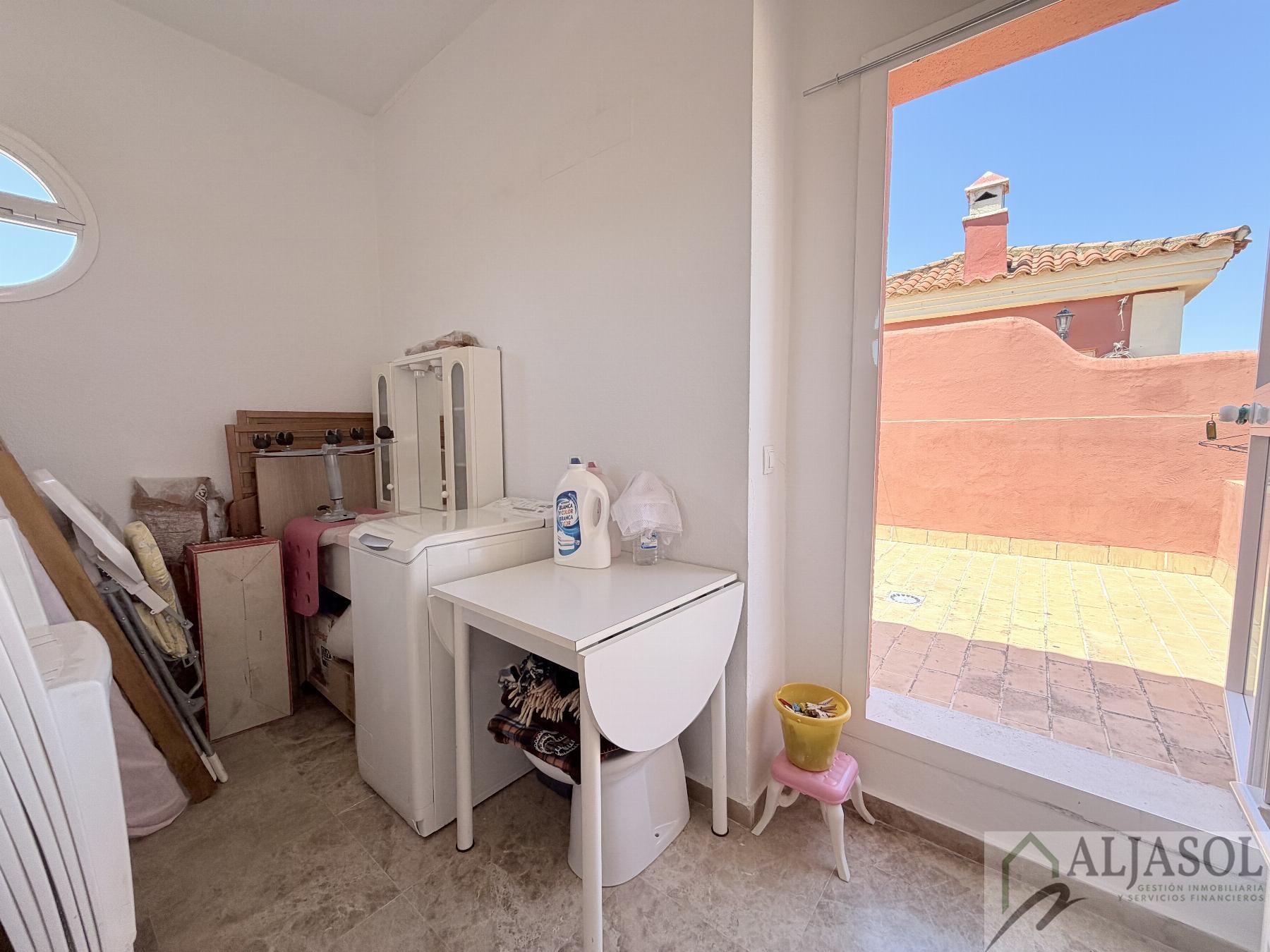 Venta de casa en Salteras