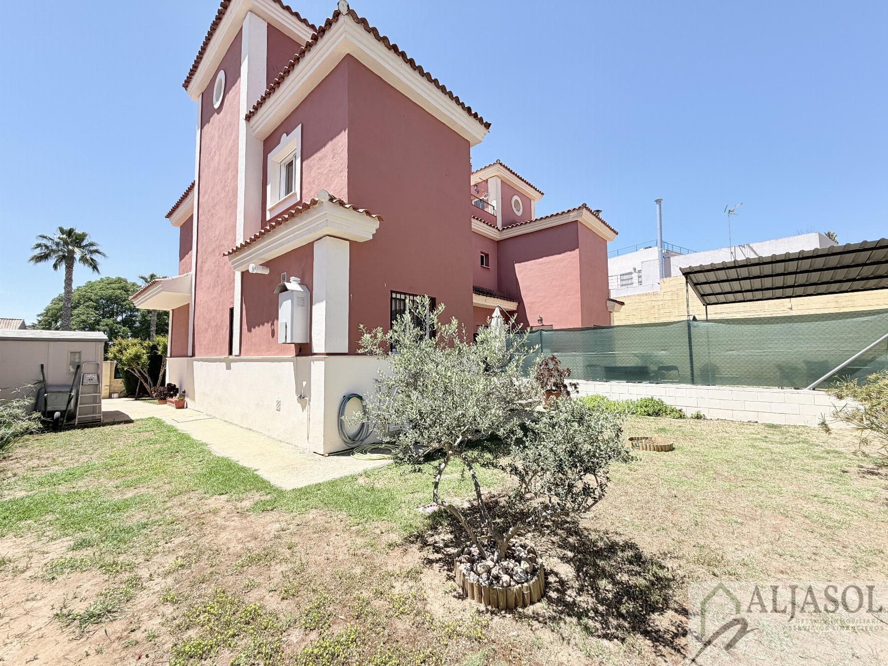 Venta de casa en Salteras