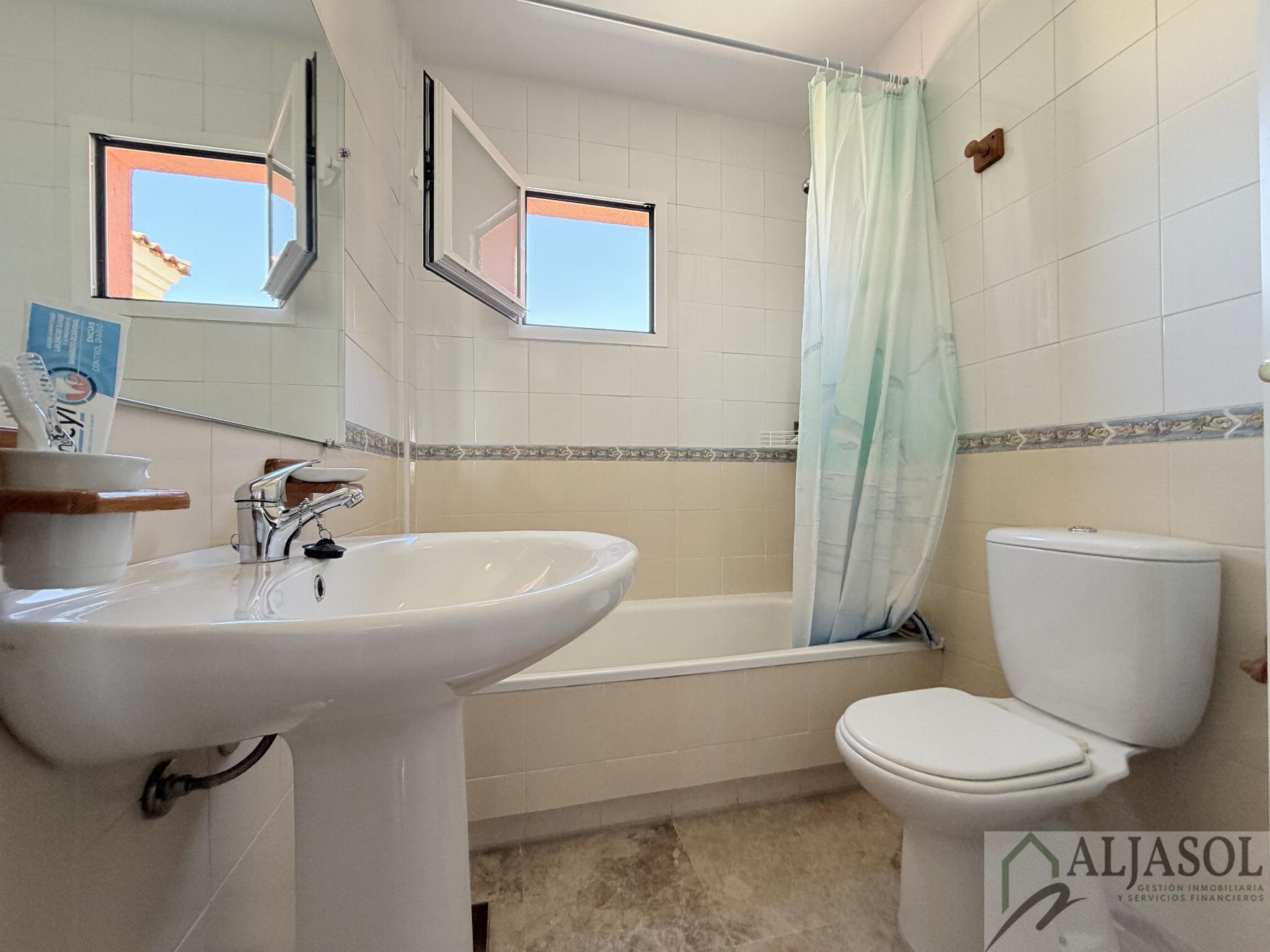 Venta de casa en Salteras