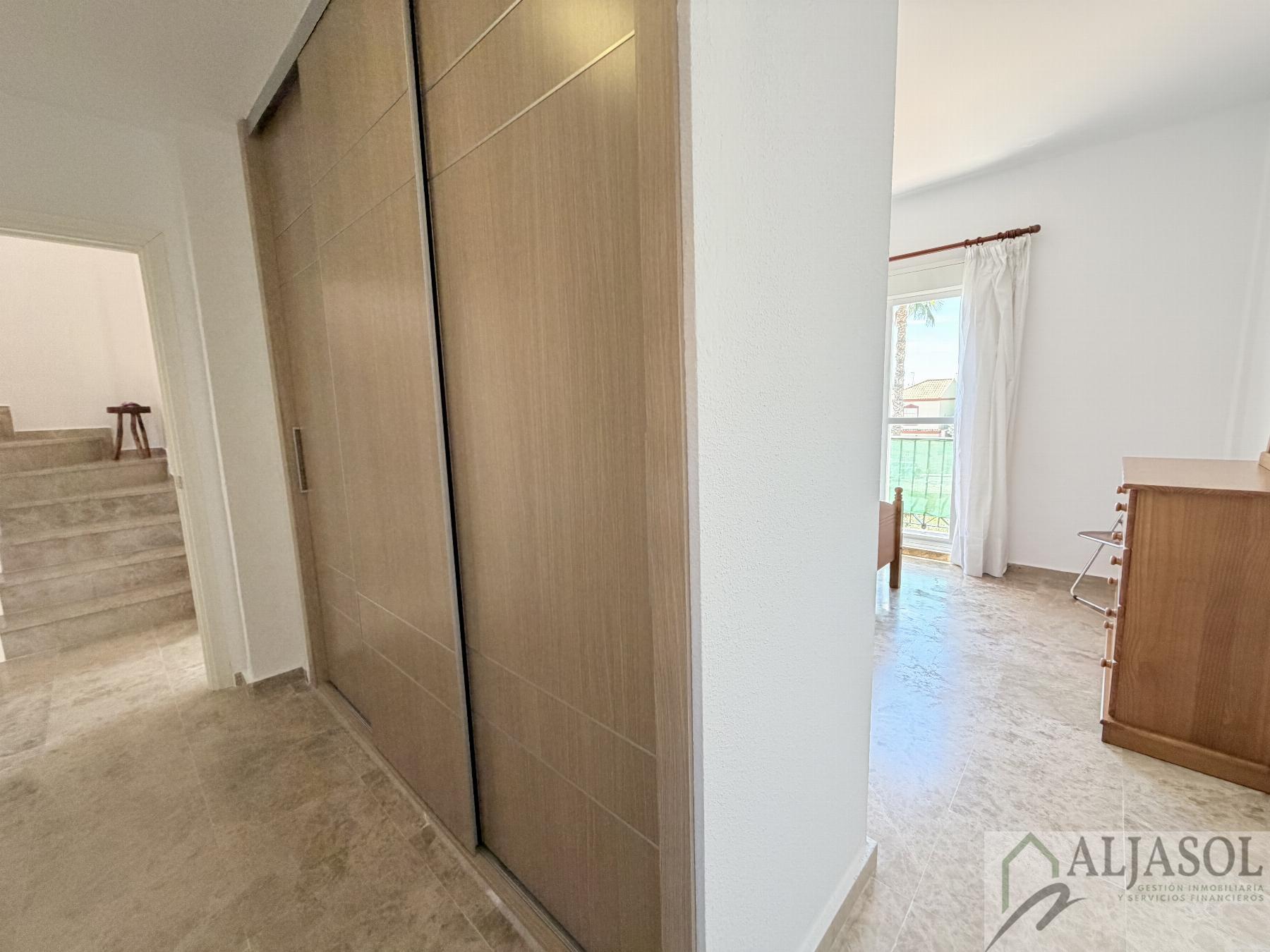Venta de casa en Salteras