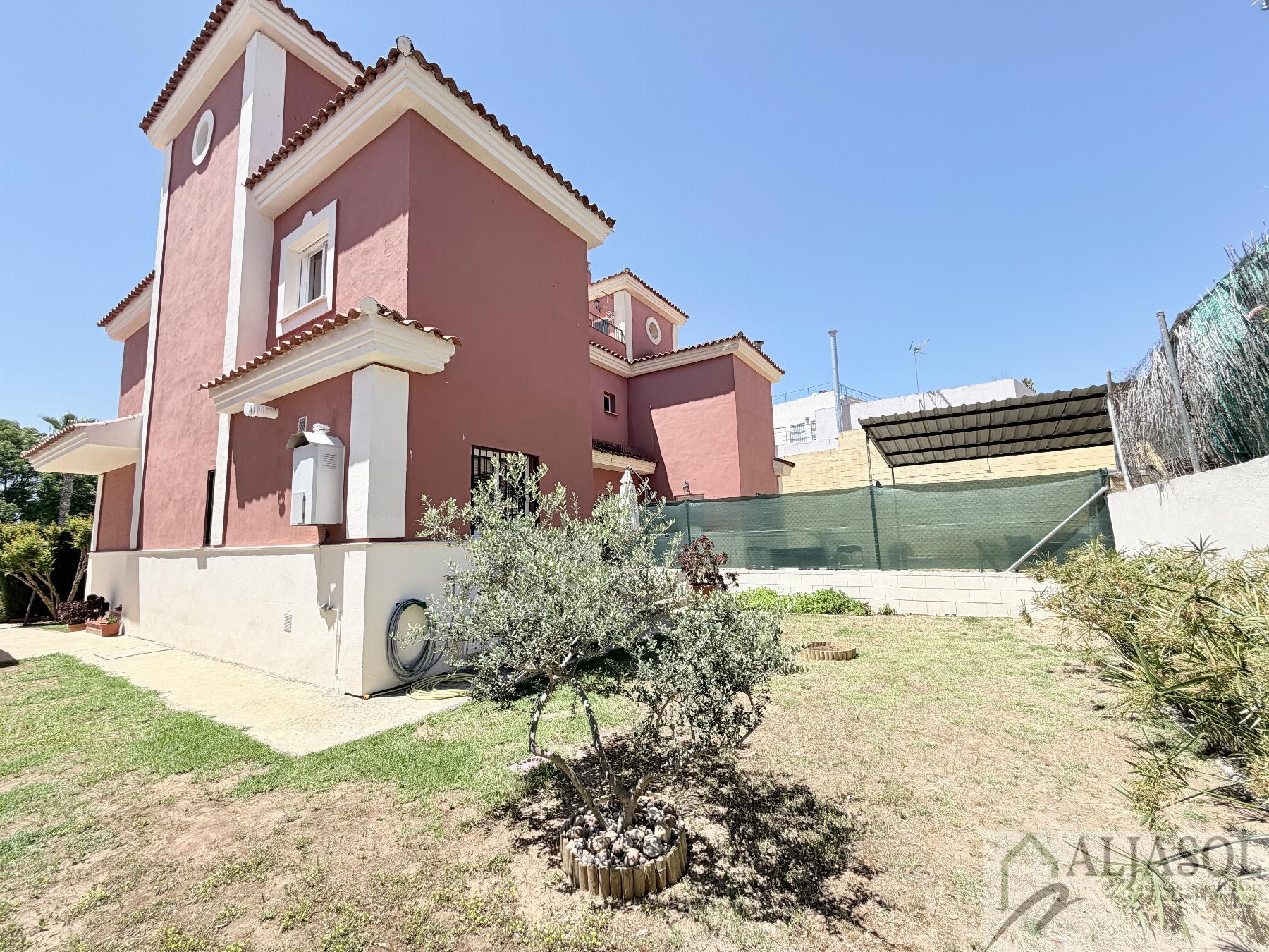 Venta de casa en Salteras
