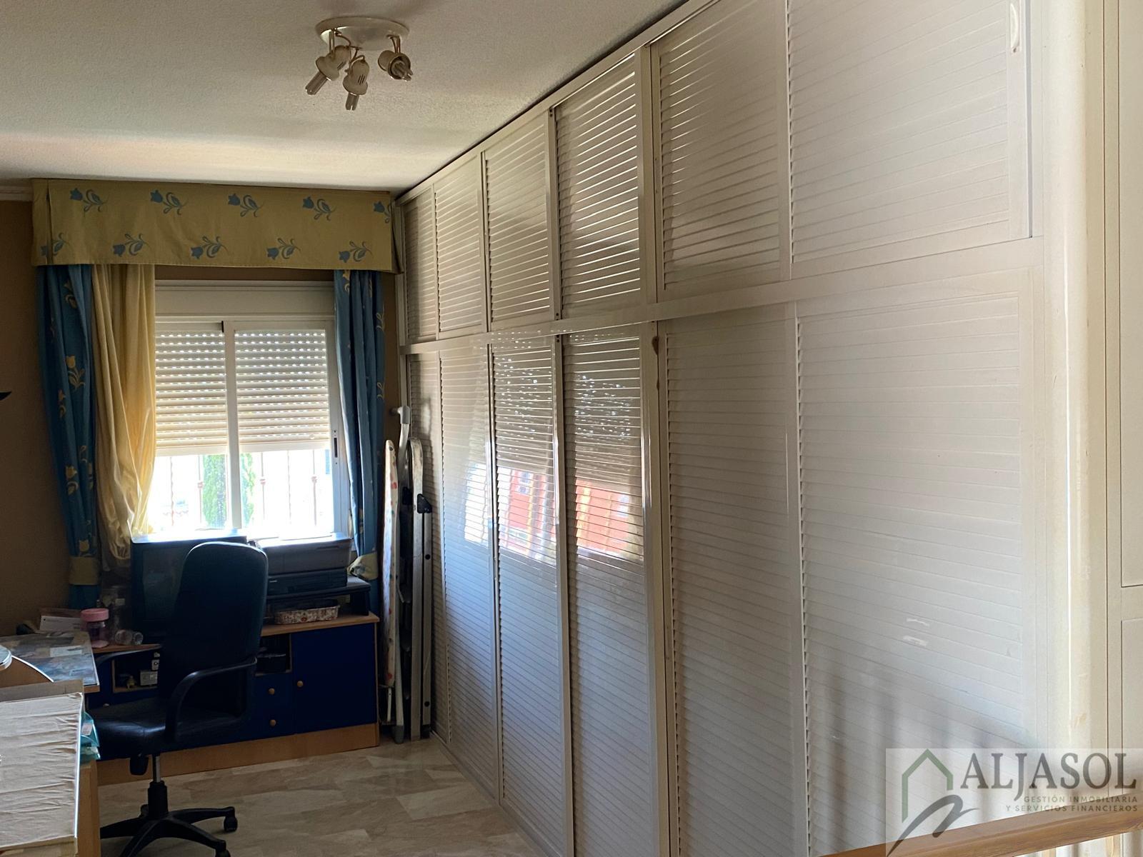 Venta de casa en Castilleja de Guzmán