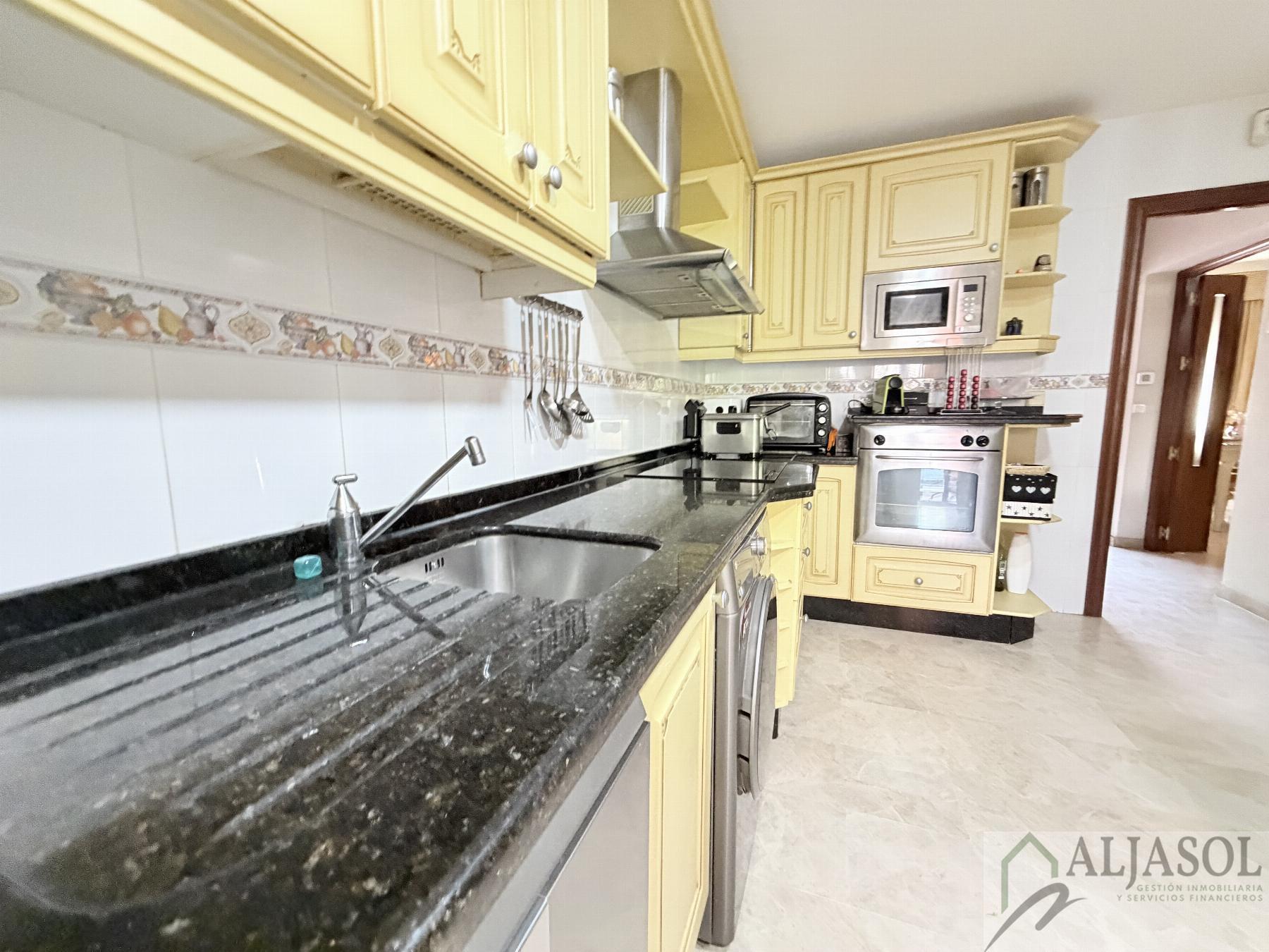 Venta de casa en Castilleja de Guzmán