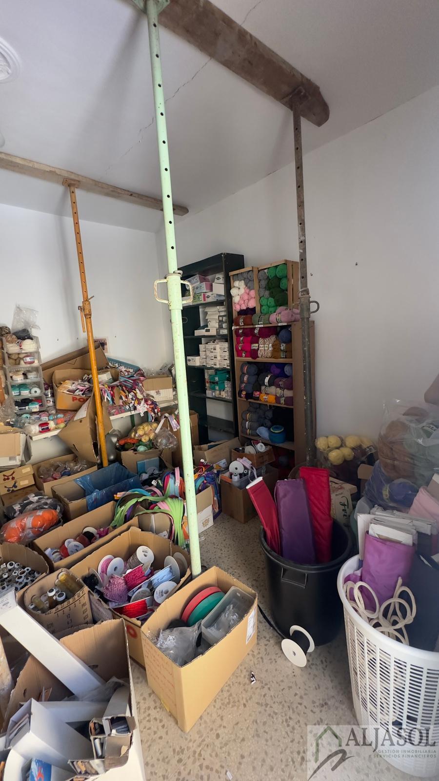 For sale of house in Bormujos