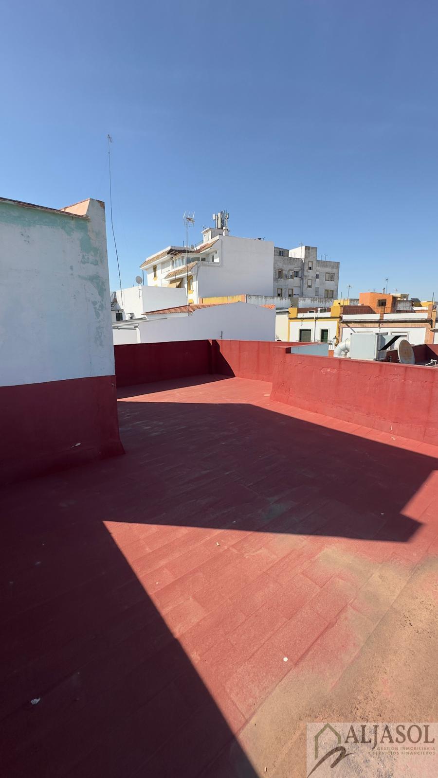 For sale of house in Bormujos