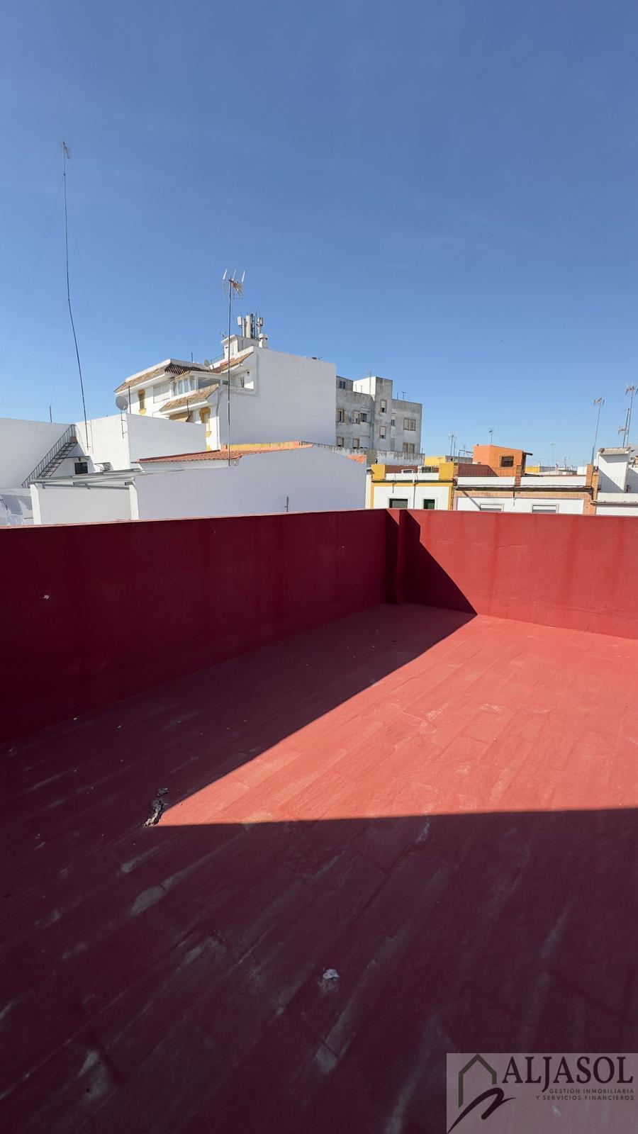For sale of house in Bormujos