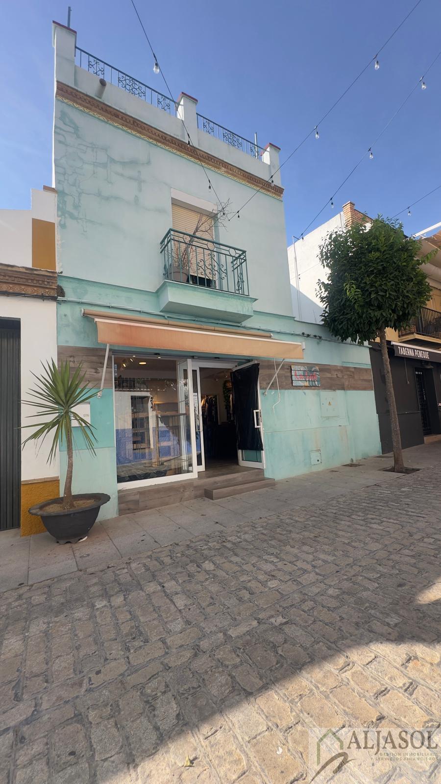 For sale of house in Bormujos