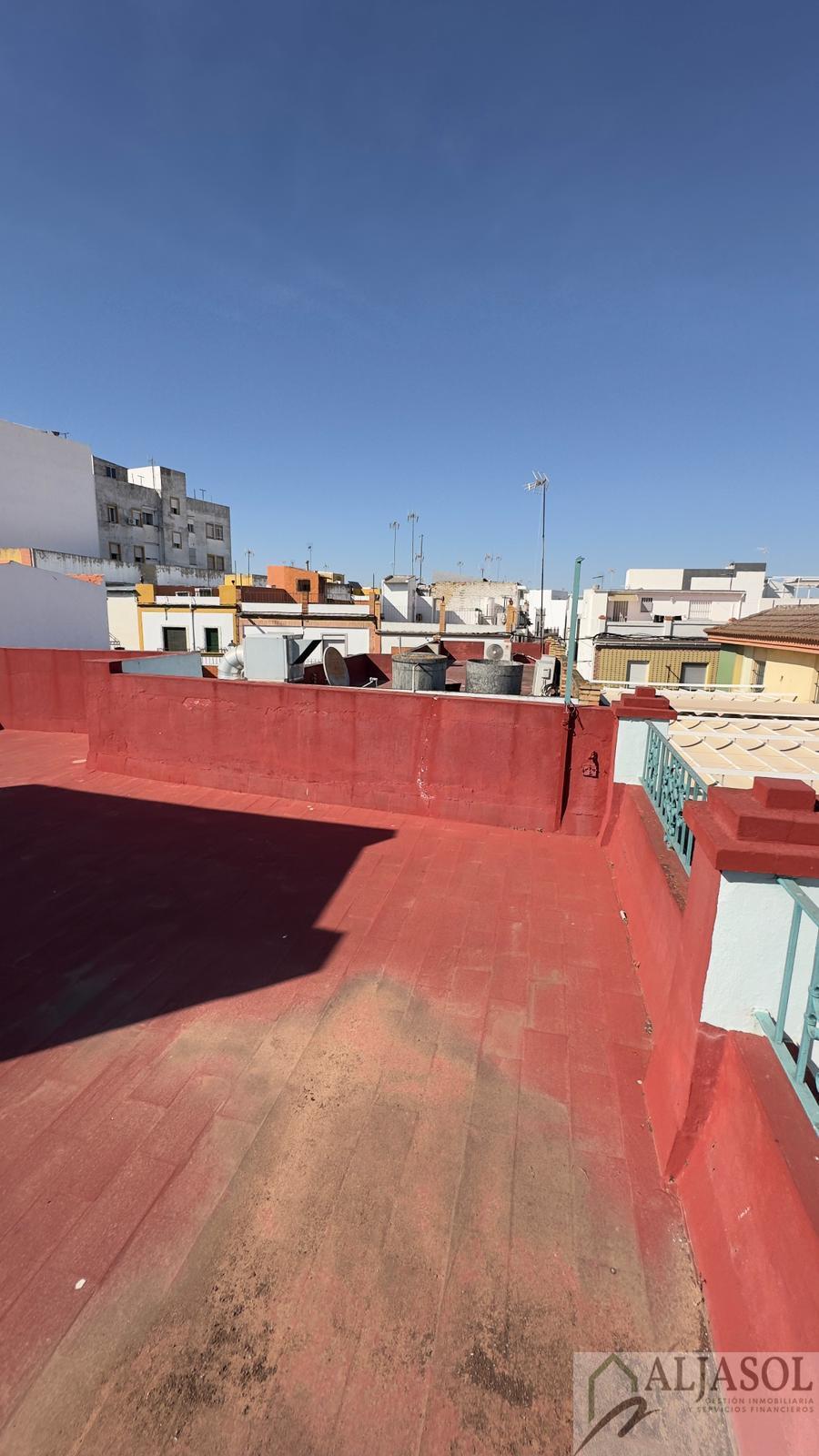 For sale of house in Bormujos