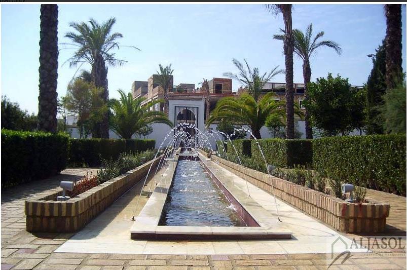 Venta de chalet en Palomares del Río