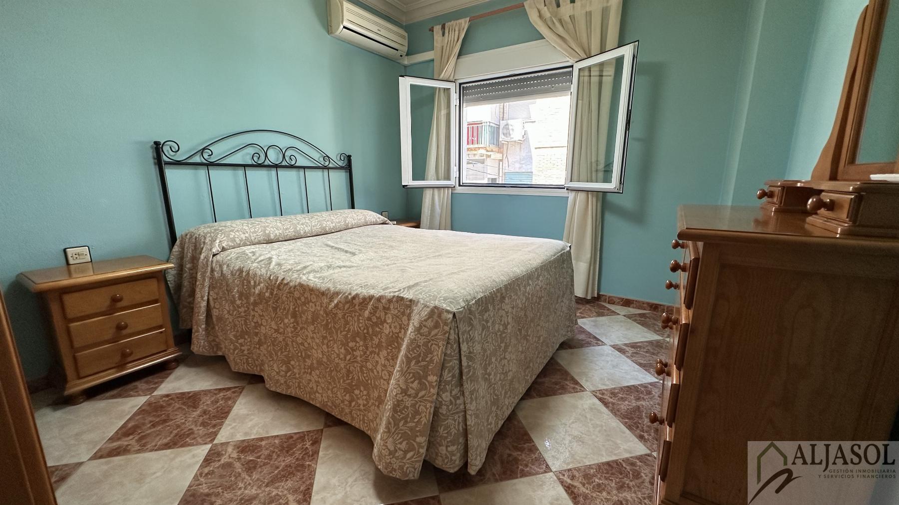 Venta de piso en Castilleja de la Cuesta