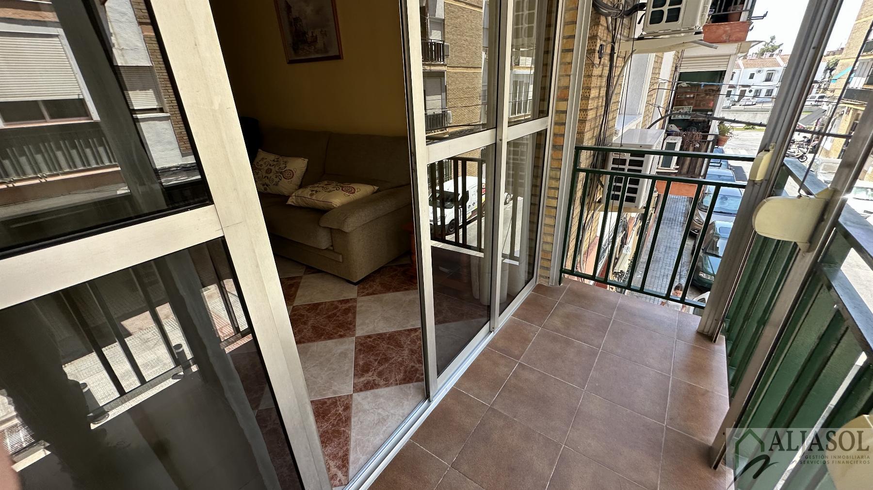 Venta de piso en Castilleja de la Cuesta