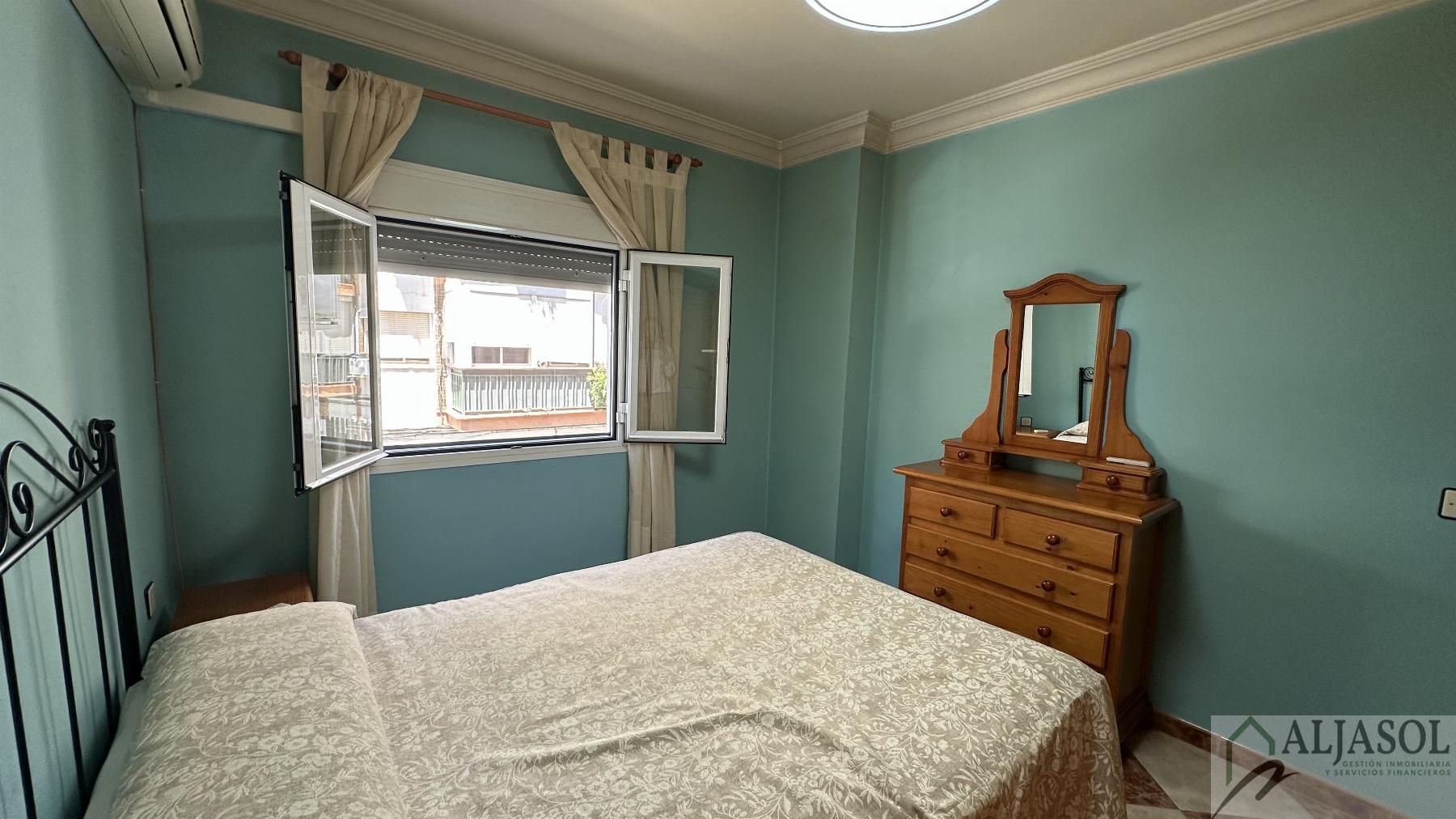Venta de piso en Castilleja de la Cuesta