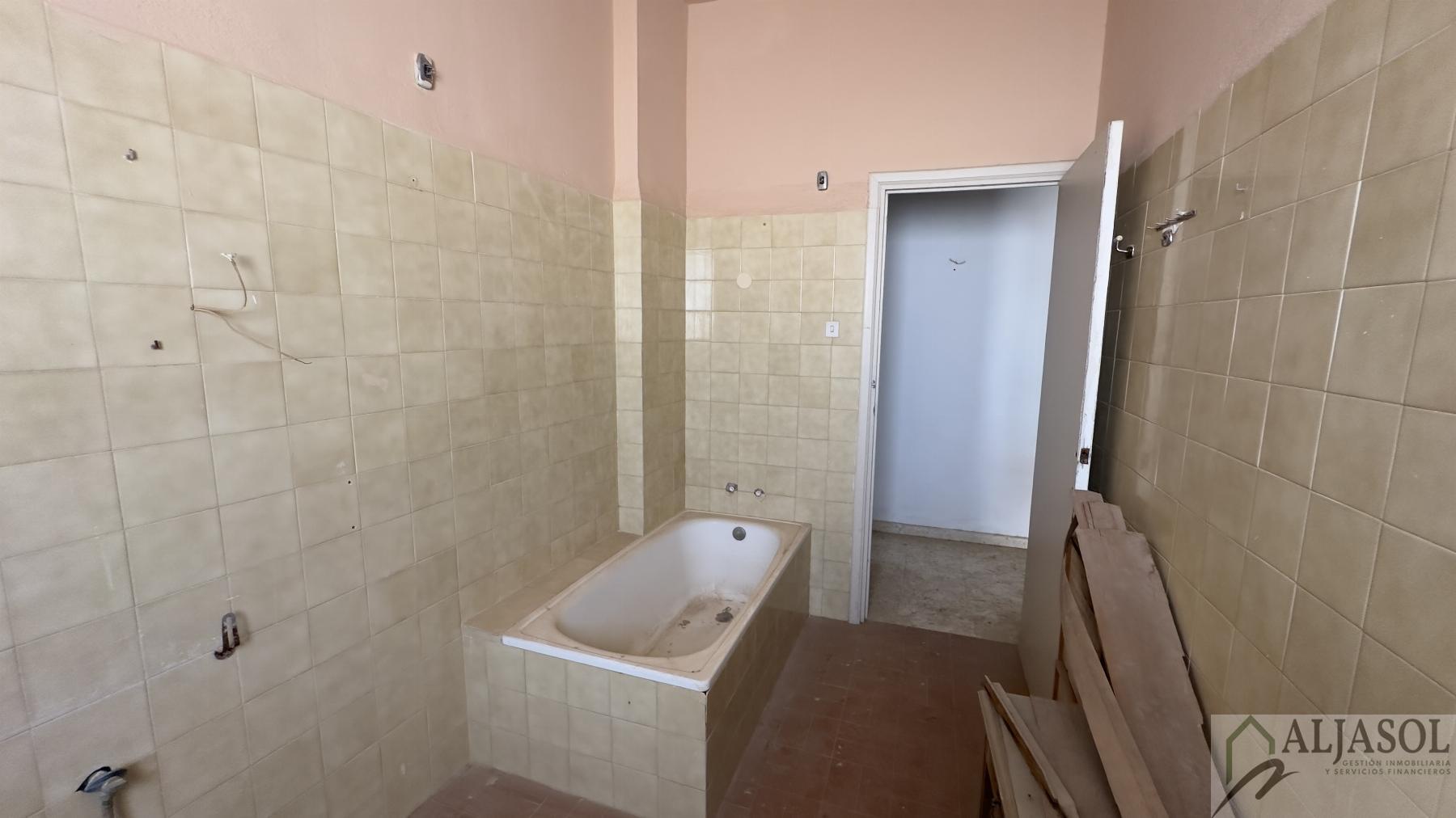 Venta de chalet en Umbrete