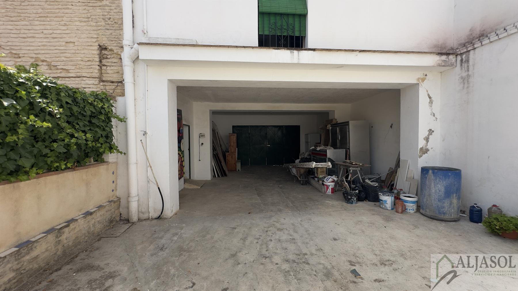 Venta de chalet en Umbrete
