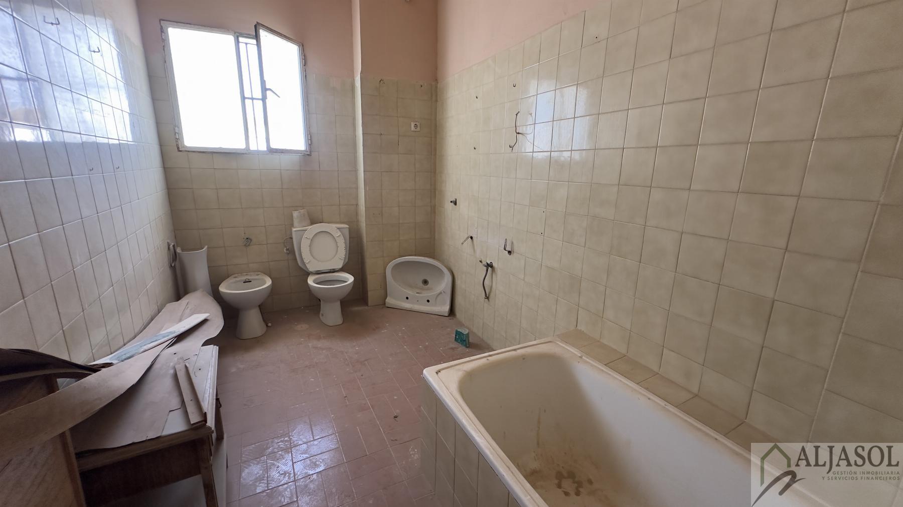 Venta de chalet en Umbrete