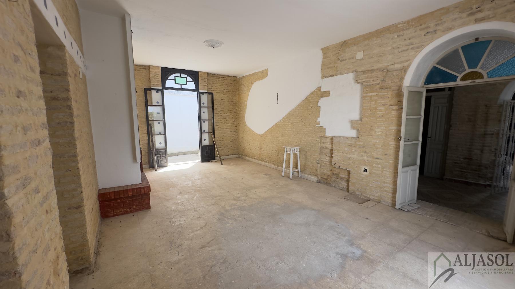 Venta de chalet en Umbrete