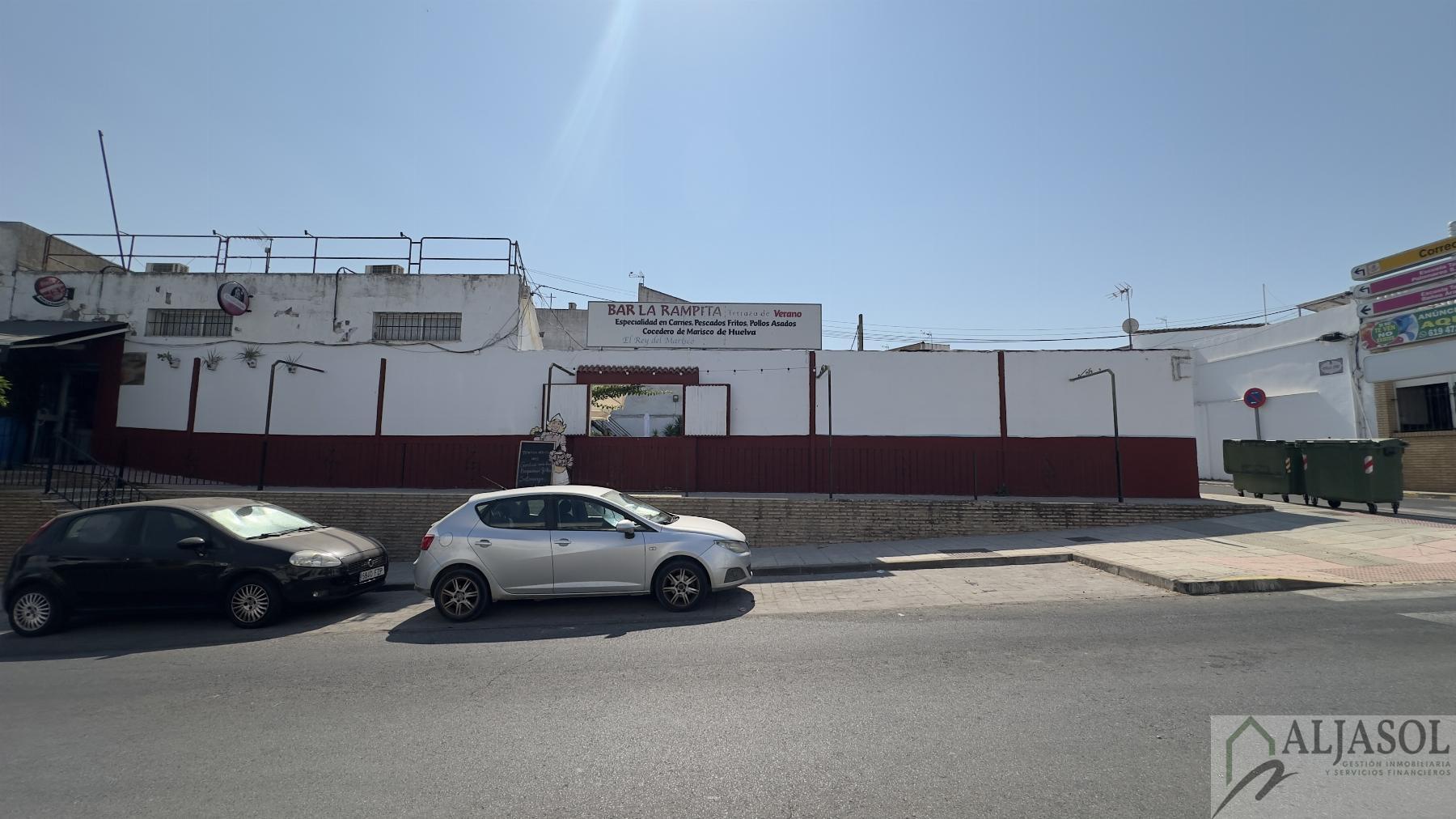 Venta de local en Palomares del Río