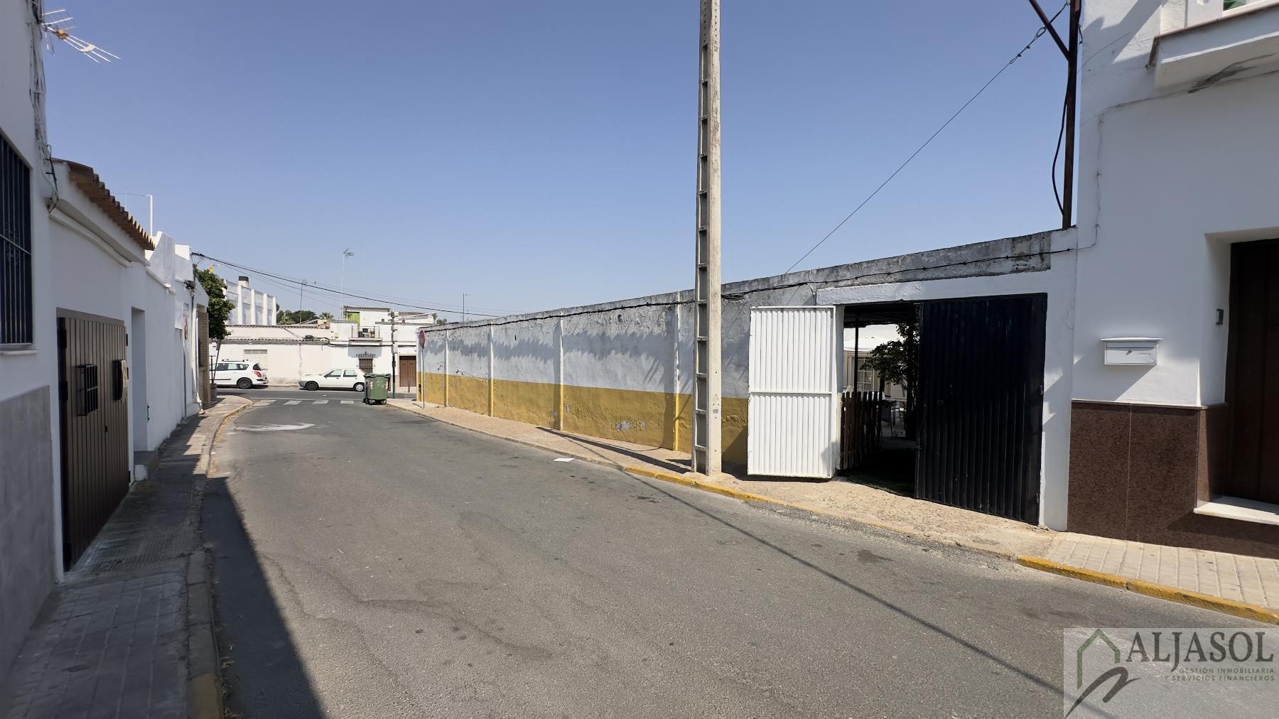 Venta de local en Palomares del Río