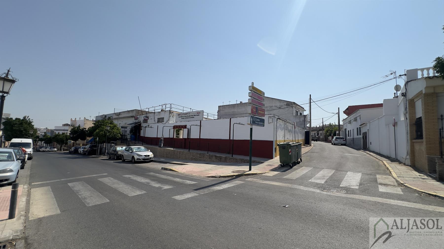 Venta de local en Palomares del Río
