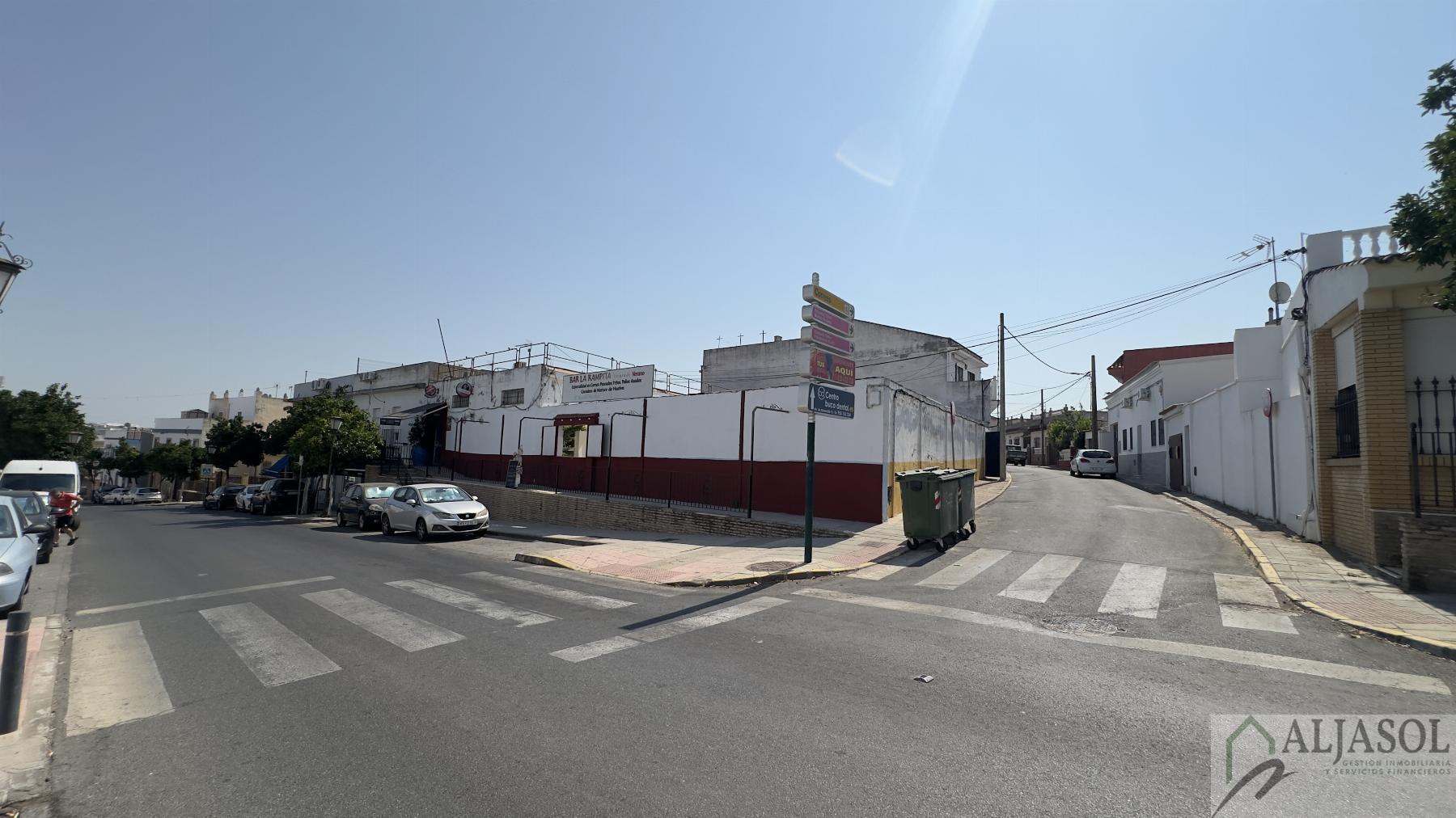 Venta de local en Palomares del Río