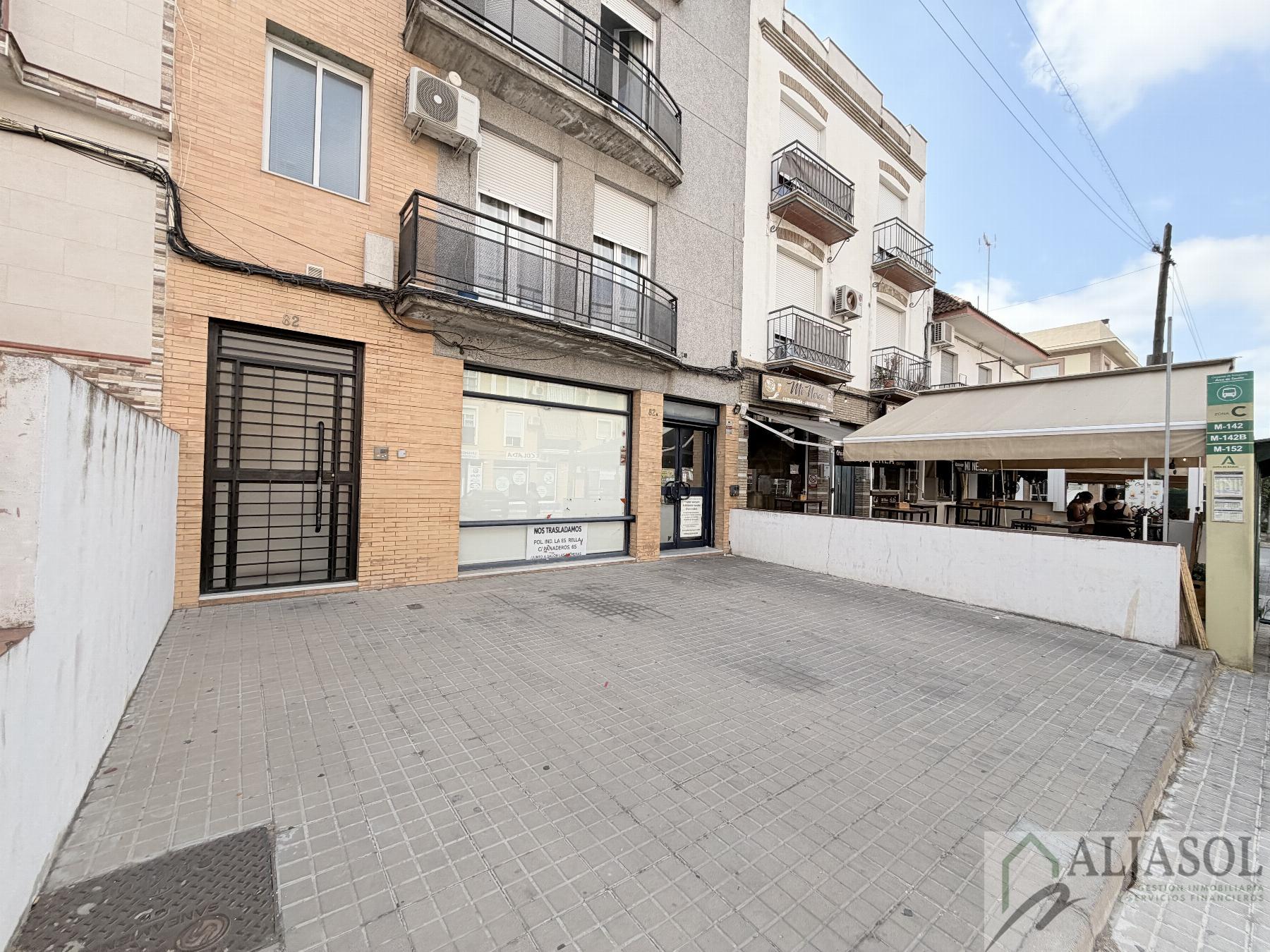 Venta de local en Coria del Río