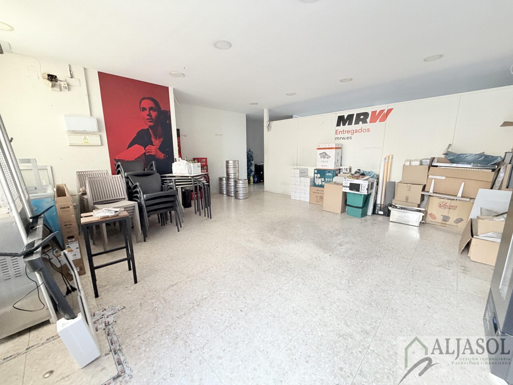 Venta de local en Coria del Río